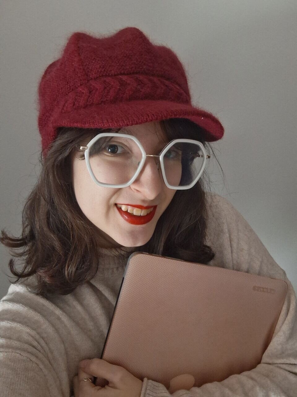 Anna Gils - autora de romance acogedor y fantas&iacute;a 